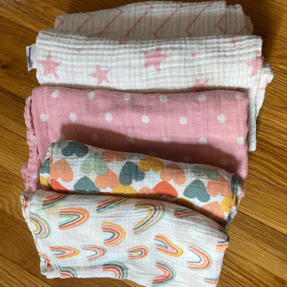 Baby swaddles